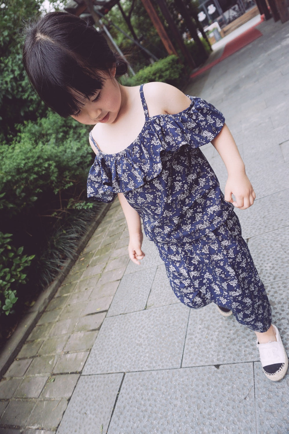 Girls Floral Off Shoulder Blouse and Short Set- Navy