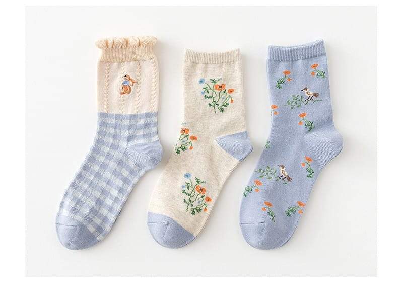 Women Winter Blue Floral Socks - 3 Pairs In A box