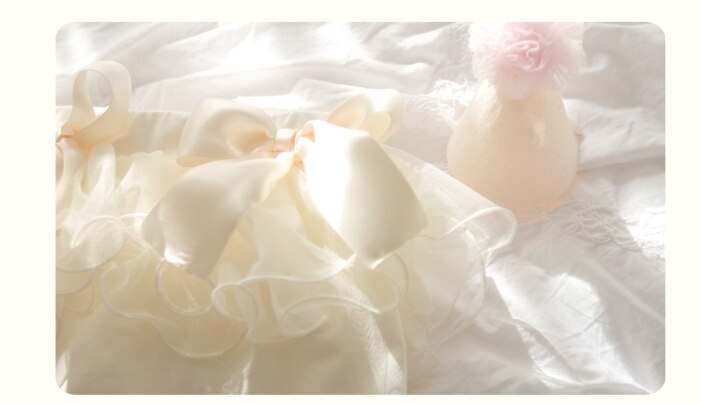 Deluxe Aroa Cream Skirt ( Made in Korea)